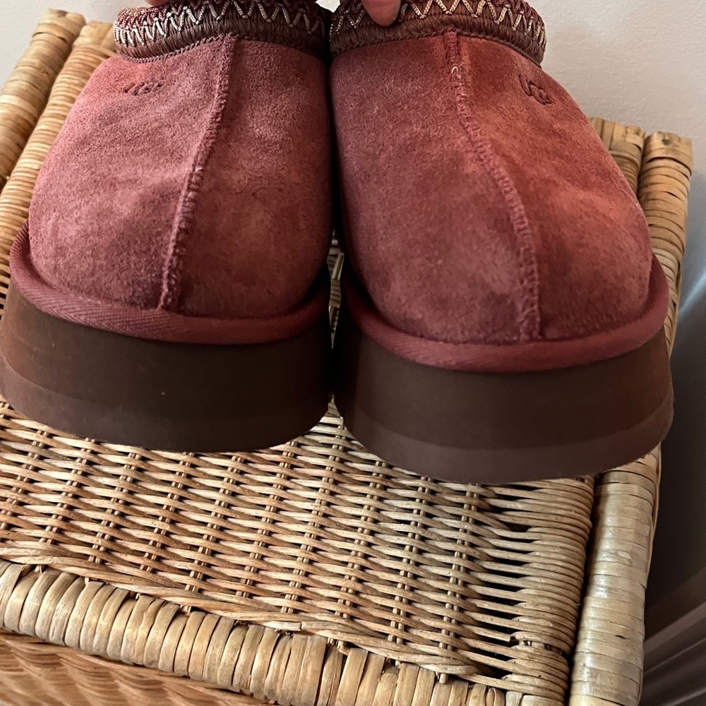 Ugg Tazz Slippers Size 8 NIB NWT - image 12